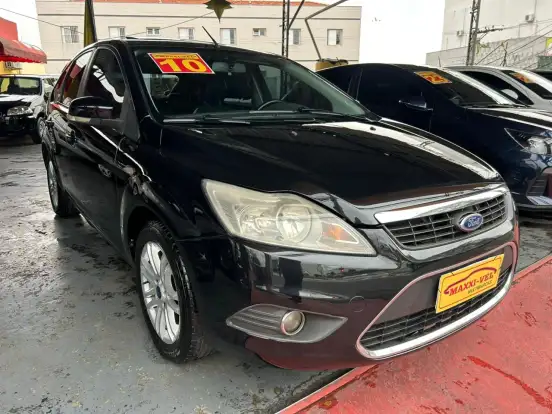 FORD-FOCUS-2.0 GHIA 16V FLEX 4P AUTOMÁTICO FORD-FOCUS-2010