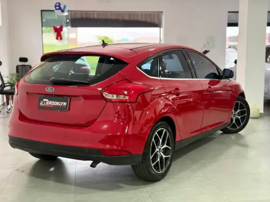 FORD-FOCUS-2015