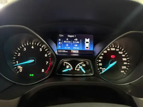 FORD-FOCUS-2015