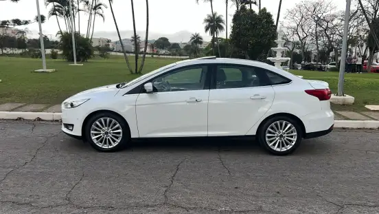 FORD-FOCUS-2016