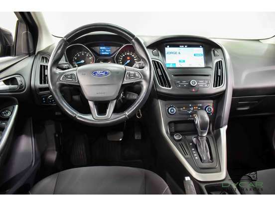 FORD-FOCUS-2018
