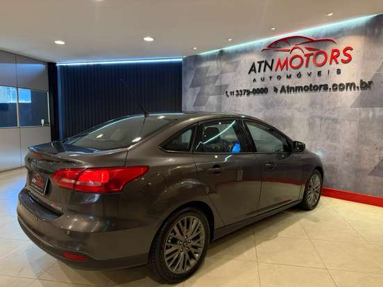 FORD-FOCUS-2.0 SE PLUS 16V FLEX 4P POWERSHIFT FORD-FOCUS-2017