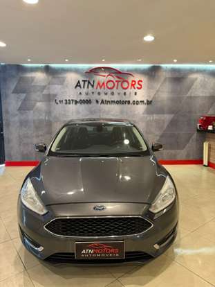 FORD-FOCUS-2017
