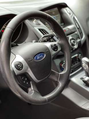FORD-FOCUS-2015
