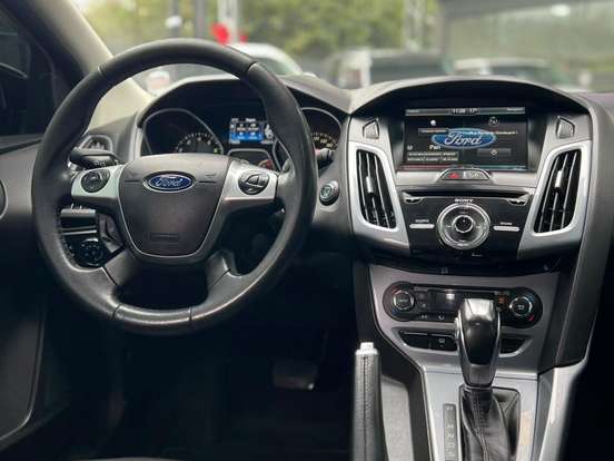 FORD-FOCUS-2.0 TITANIUM 16V FLEX 4P POWERSHIFT FORD-FOCUS-2015