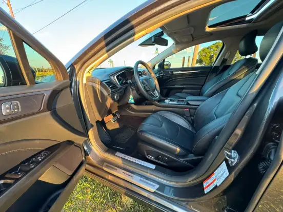 FORD-FUSION-2017