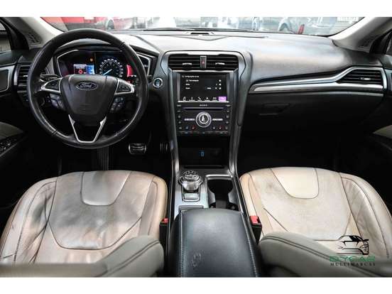 FORD-FUSION-2017