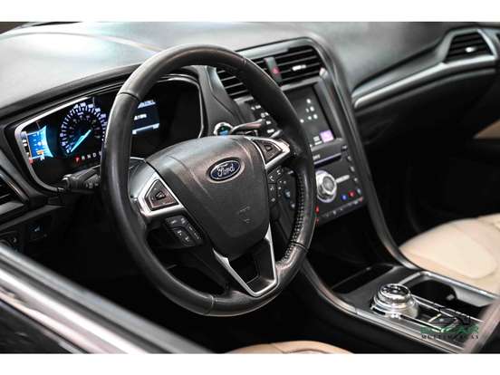FORD-FUSION-2017