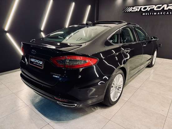 FORD-FUSION-2012