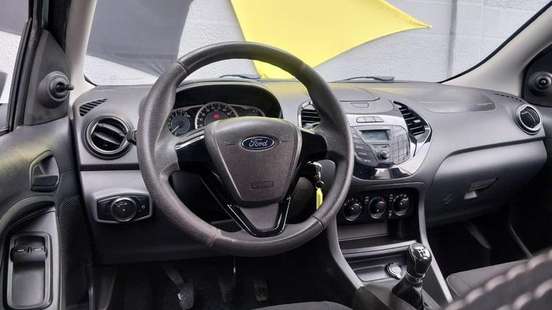 FORD-KA-2015
