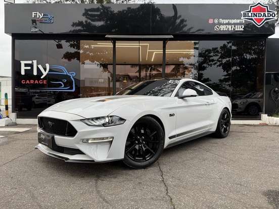 FORD-MUSTANG-2020