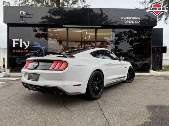 FORD-MUSTANG-2020