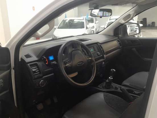 FORD-RANGER-2.2 XL 4X4 CS 16V DIESEL 2P MANUAL FORD-RANGER-2023