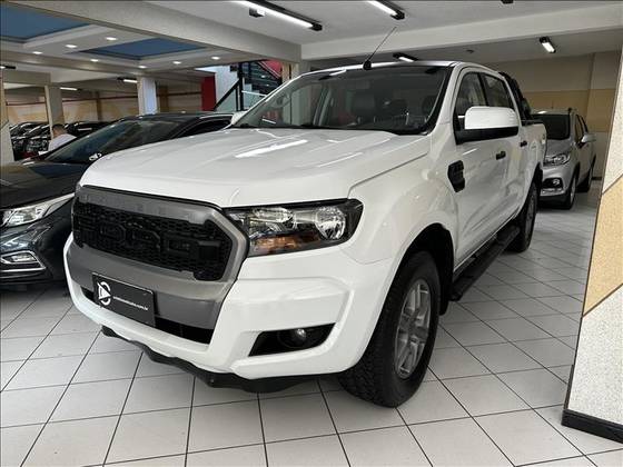 FORD RANGER 2.2 XLS 4X4 CD 16V DIESEL 4P AUTOMÁTICO