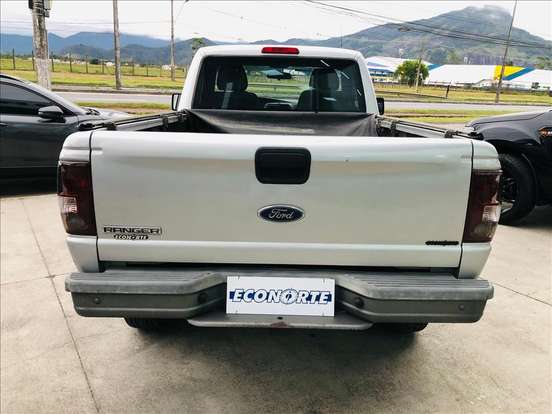 FORD-RANGER-2011
