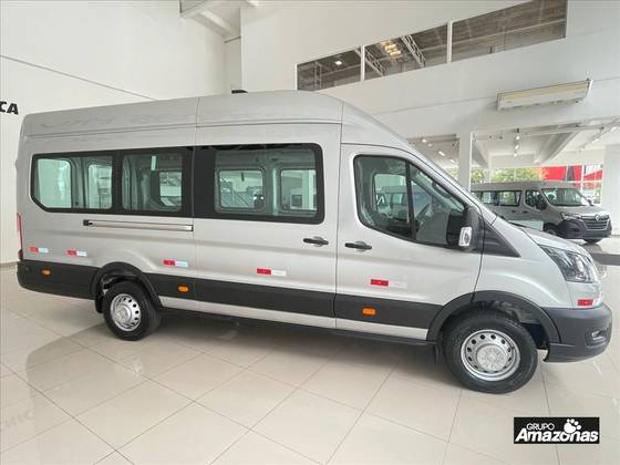 FORD TRANSIT 2.0 ECOBLUE DIESEL VIDRADA L4H3 AUTOMÁTICO