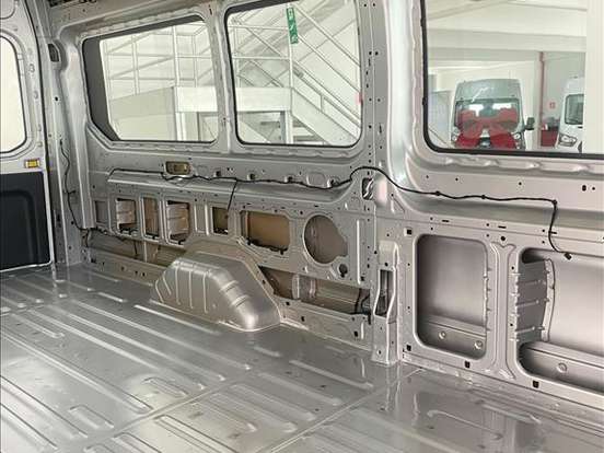 FORD-TRANSIT-2.0 ECOBLUE DIESEL VIDRADA L4H3 AUTOMÁTICO FORD-TRANSIT-2025