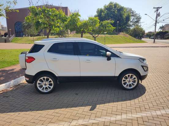 FORD-ECOSPORT-2017