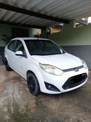 FORD-FIESTA-2013