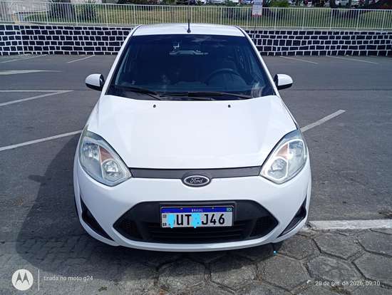 FORD-FIESTA-2013
