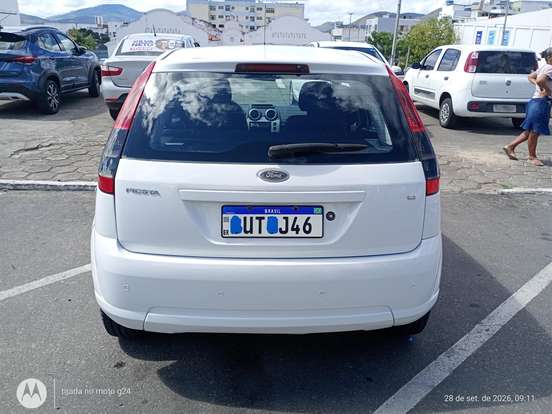FORD-FIESTA-1.6 SE HATCH 16V FLEX 4P MANUAL FORD-FIESTA-2013