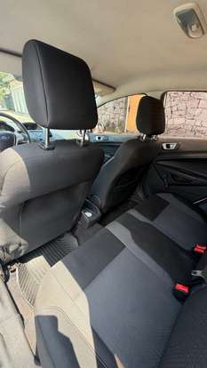 FORD-FIESTA-2019
