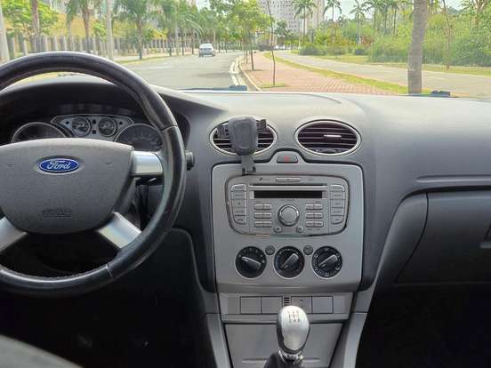 FORD-FOCUS-2.0 GLX SEDAN 16V FLEX 4P MANUAL FORD-FOCUS-2012