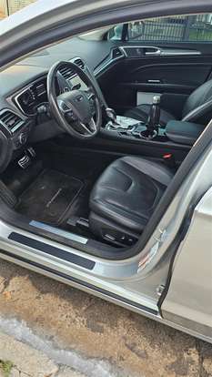 FORD-FUSION-2014
