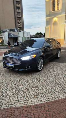 FORD-FUSION-2014