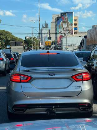 FORD-FUSION-2014