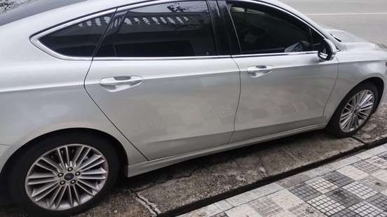 FORD-FUSION-2017