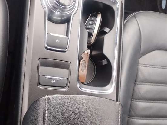 FORD-FUSION-2.5 SE 16V FLEX 4P AUTOMÁTICO FORD-FUSION-2017