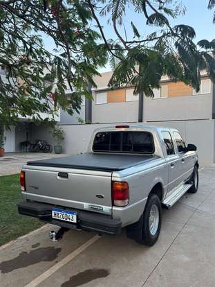 FORD-RANGER-2001