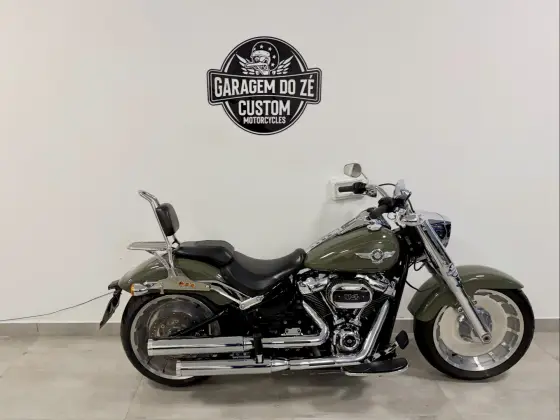 HARLEY-DAVIDSON SOFTAIL FAT BOY 114 
