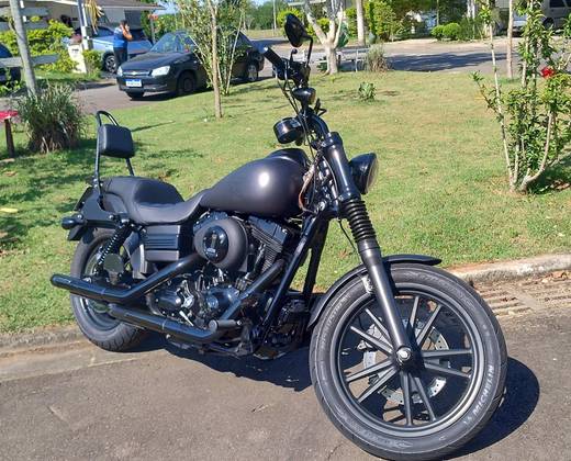 HARLEY-DAVIDSON DYNA SUPER GLIDE 
