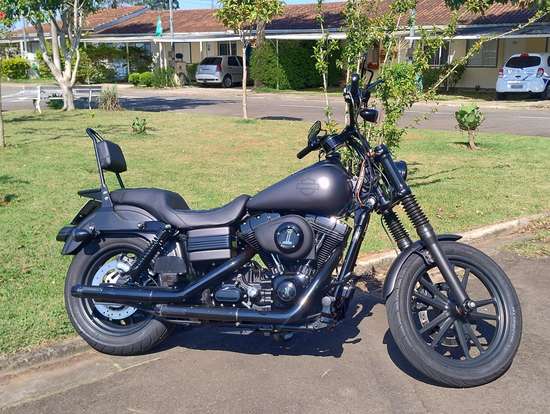 HARLEY-DAVIDSON-DYNA SUPER GLIDE-2009