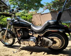 HARLEY-DAVIDSON SOFTAIL DEUCE HARLEY-DAVIDSON SOFTAIL DEUCE