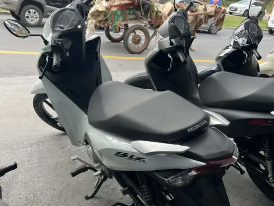 HONDA-BIZ 125 ES HONDA-BIZ 125 ES-2027