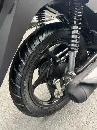 HONDA-BIZ 125 ES-2027