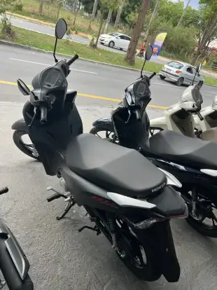 HONDA-BIZ 125 ES-2027