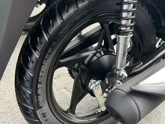 HONDA-BIZ 125 ES HONDA-BIZ 125 ES-2027