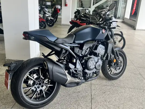 HONDA-CB 1000R BLACK EDITION ABS HONDA-CB 1000R BLACK EDITION ABS-2024