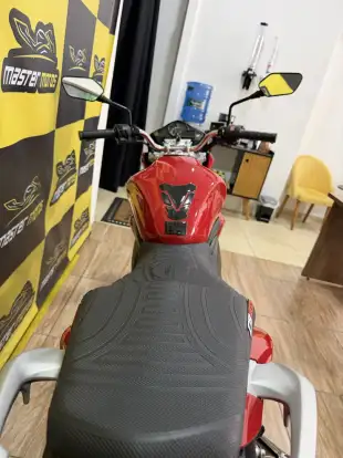 HONDA-CB 300R-2010