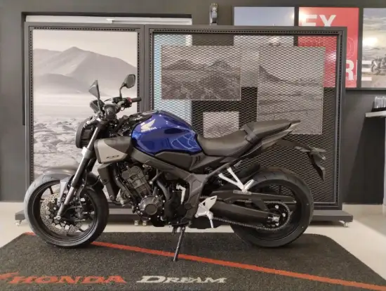 HONDA-CB 650R E-CLUTCH-2026