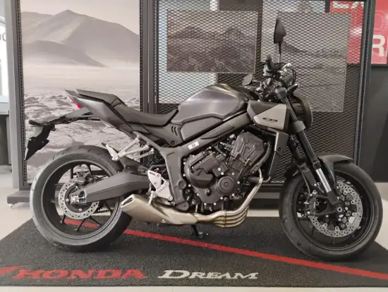 HONDA-CB 650R E-CLUTCH-2026