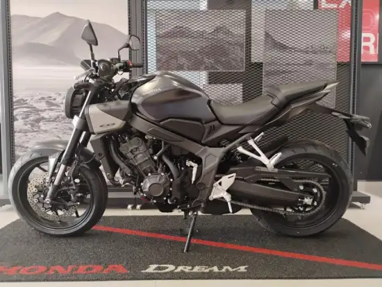 HONDA-CB 650R E-CLUTCH-2026