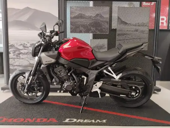 HONDA-CB 650R E-CLUTCH-2026