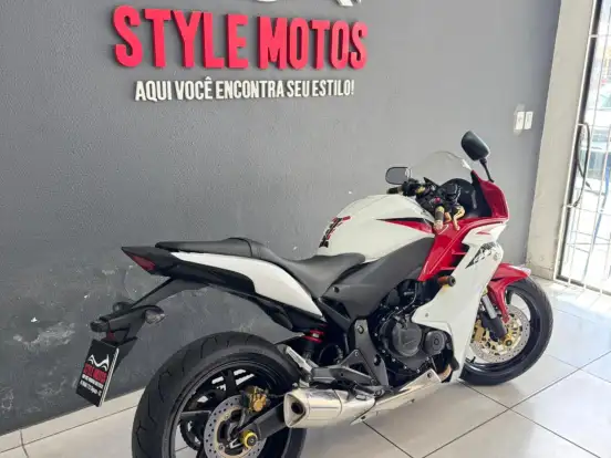 HONDA-CBR 600F HONDA-CBR 600F-2012