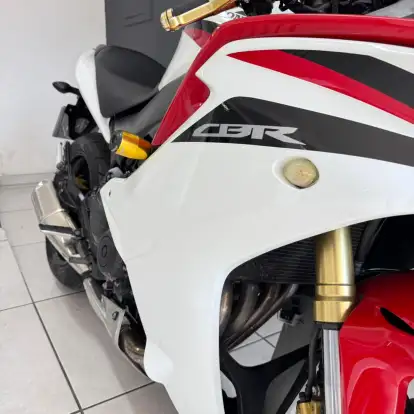 HONDA-CBR 600F-2012