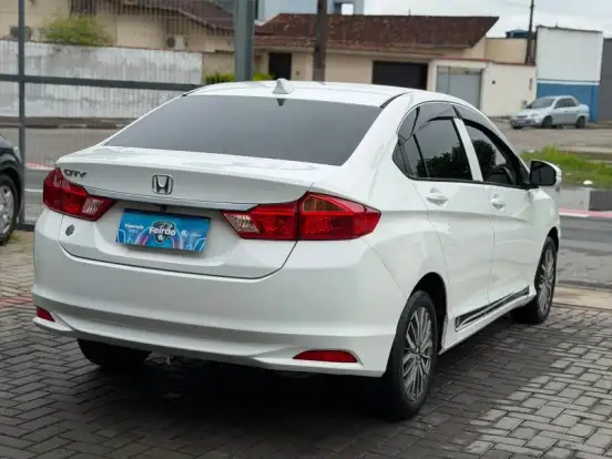 HONDA-CITY-1.5 DX 16V FLEX 4P MANUAL HONDA-CITY-2014